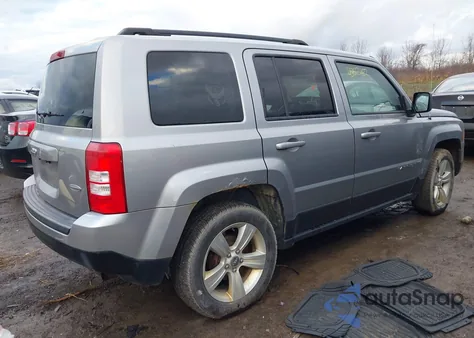 2017 Jeep Patriot Latitude Fwd z USA, uszkodzony, nr VIN 1C4NJPFB0HD183926